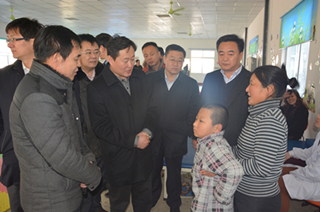 赵联冠副市长一行走访慰问市中区残联脑瘫康复中心