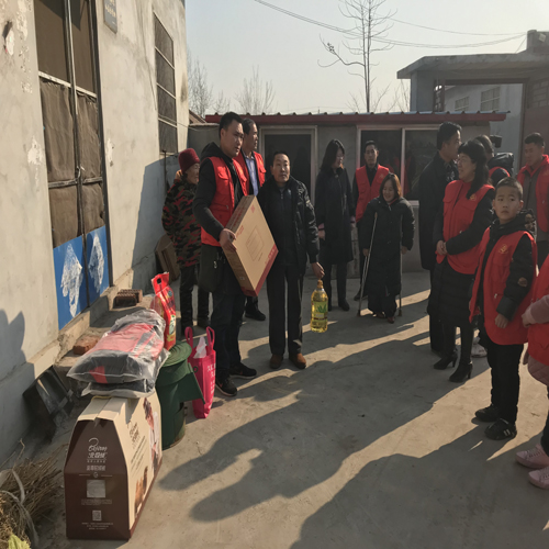 图为活动现场