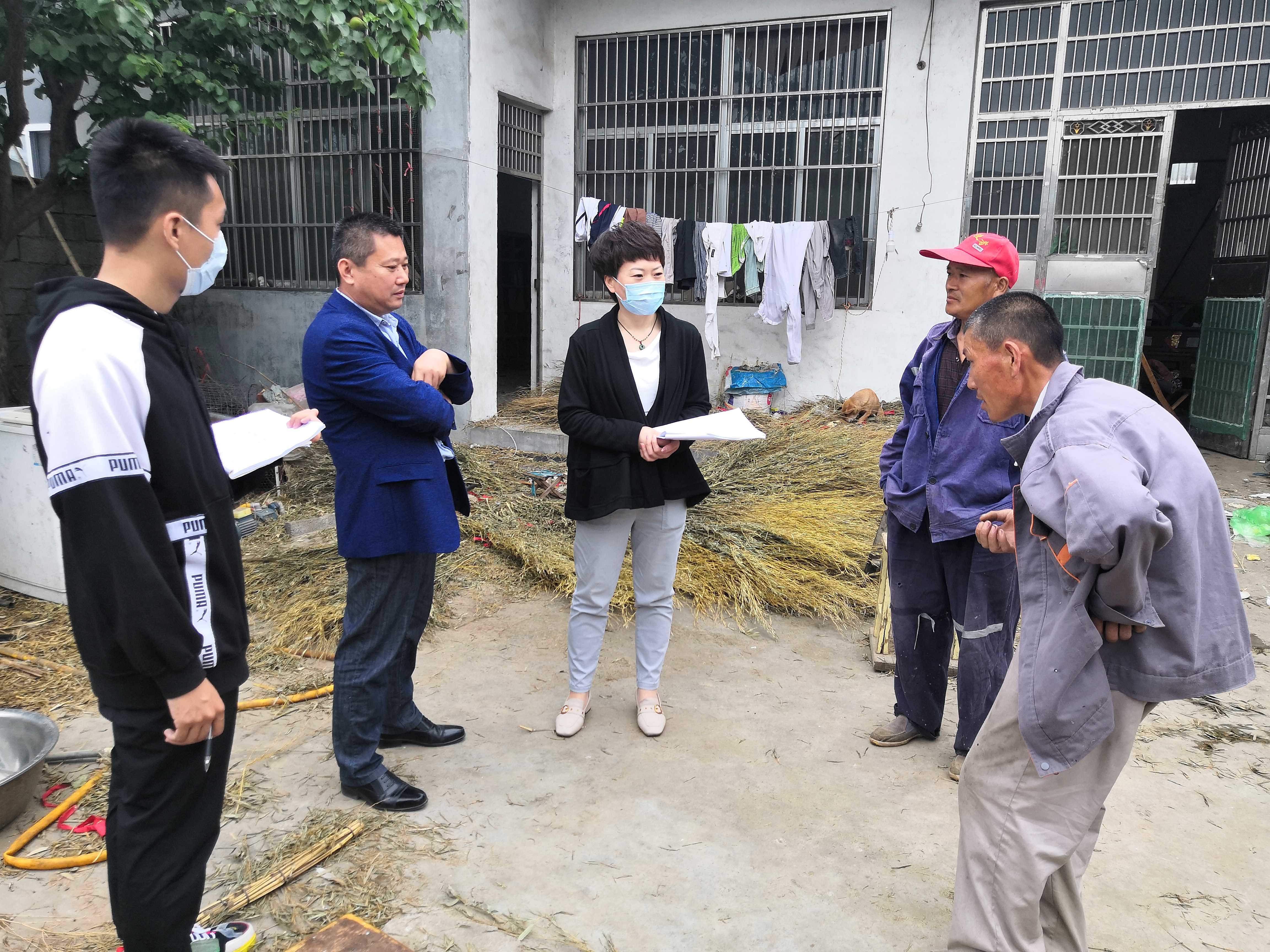 实地入户抽查各镇街无障碍改造实施情况1