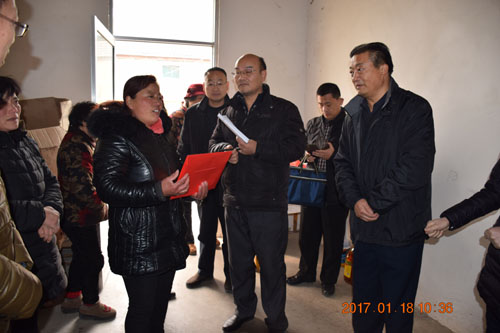 图为走访现场