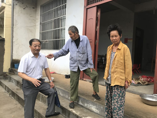 图片慰问现场
