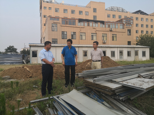 王国华理事长实地考察项目建设情况
