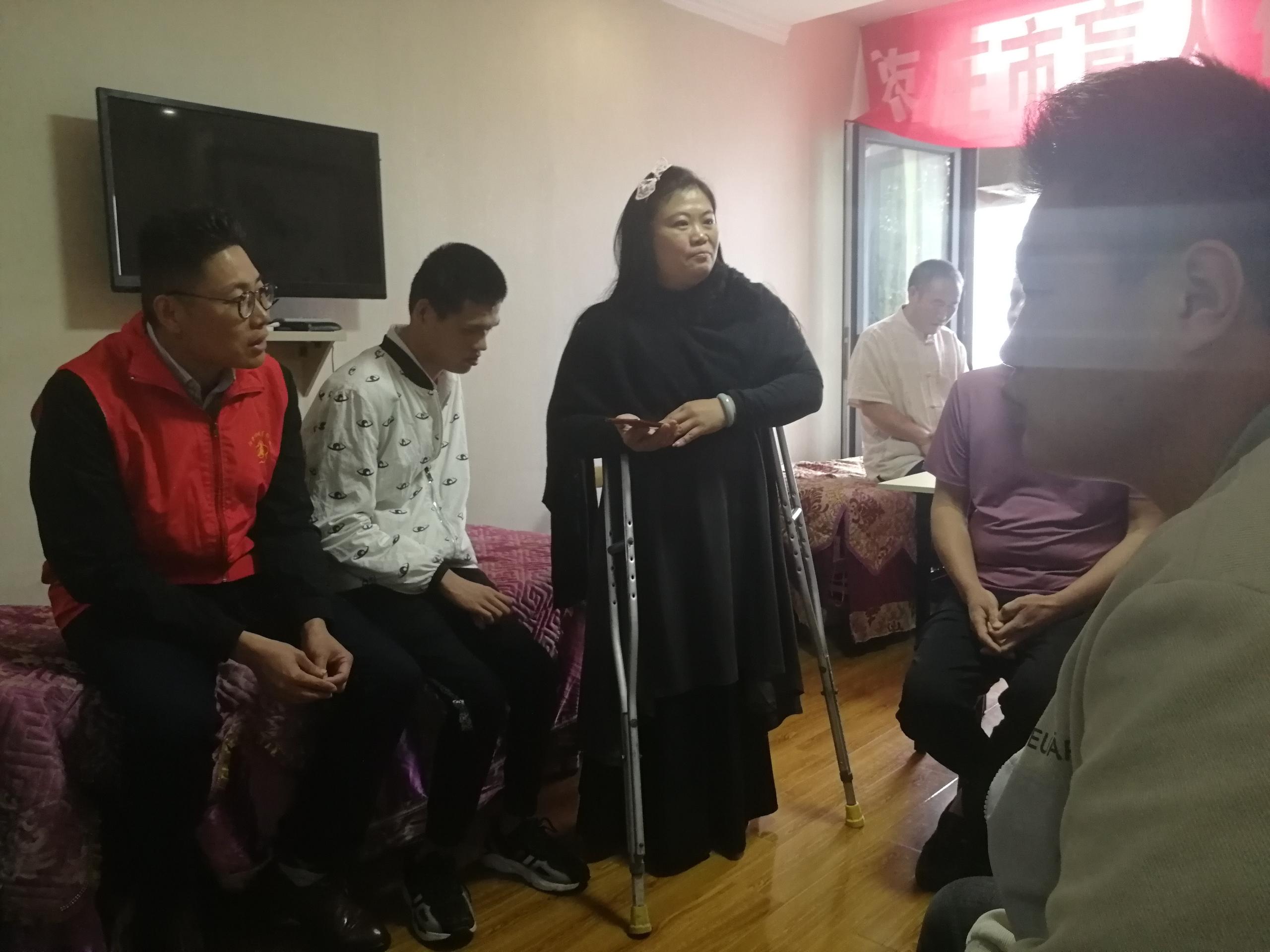 市残联机关党委组织开展志愿服务活动1.jpg